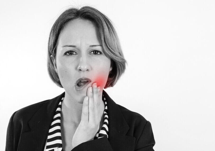 toothache treatment in Noida